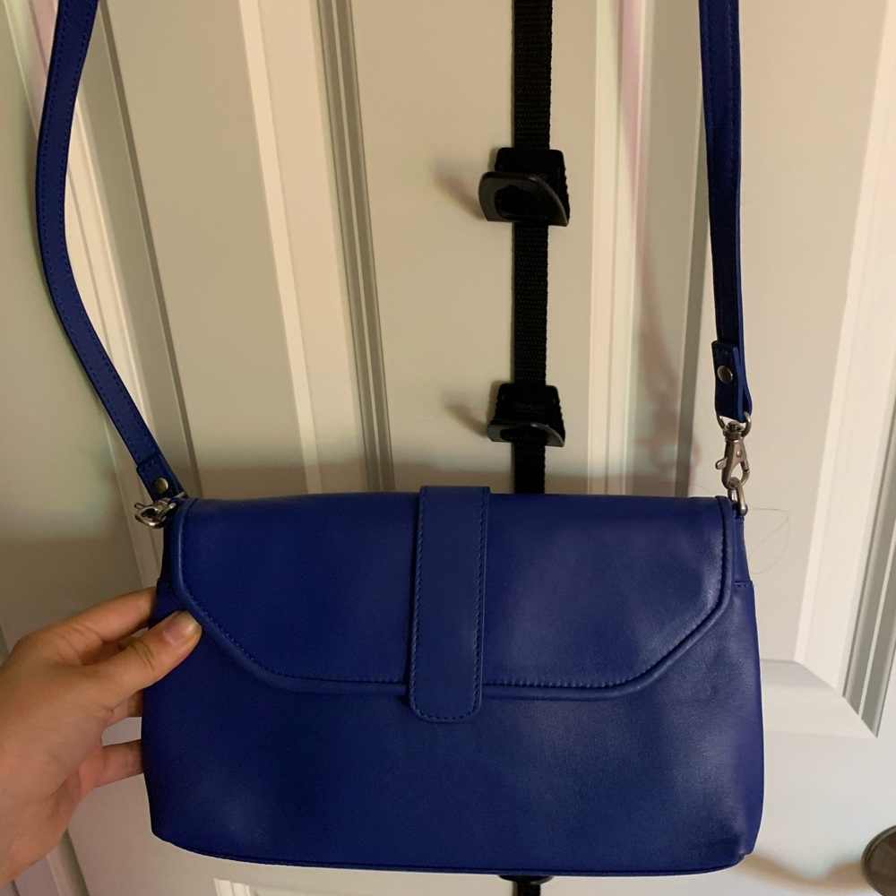 LLBean Signatures Real Leather Blue Crossbody Bag